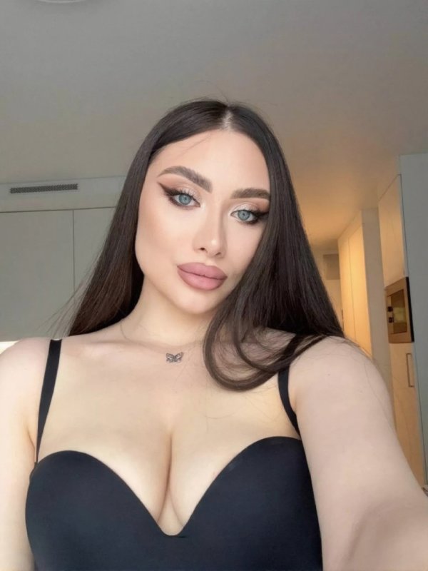 4e5acfd9-a32e-46bd-aa90-a78a73284ae3.jpg